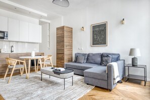 Télévision, chaîne hi-fi