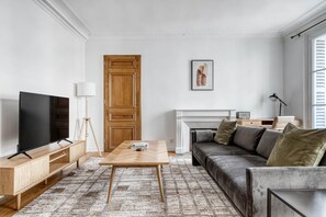 テレビ、ステレオ