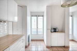 Interior - Blueground | Saint Georges, nr Montmartre (Paris)