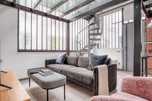 TV, stereo - Blueground | Commerce, nr La Motte Piquet (Paris)