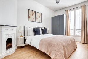 2 室のベッドルーム、アイロン / アイロン台、WiFi、ベッドシーツ