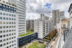 Exterior - Blueground | Champs de Mars, nr Eiffel Tower (Paris)