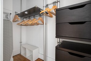 Interior - Blueground | Ranelagh, nr embassies (Paris)