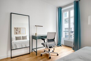1 bedroom, iron/ironing board, WiFi, bed sheets - Blueground | Bastille, nr restaurants & shops (Paris)