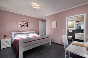 2 bedrooms, iron/ironing board, free WiFi, bed sheets - Peaceful Istria - App Pius 1, Labin, Croatia (Labin)