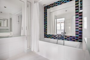 Haartrockner, Handtücher