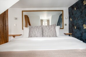 1 slaapkamer, een strijkplank/strijkijzer, wifi, beddengoed