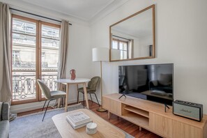 Televisión y estéreo 