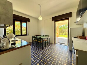 Private kitchen - "Belvedere Apartments" (Bari Sardo)