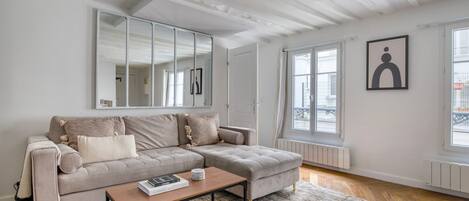 Fernseher, Stereoanlage