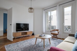 TV, stereo
