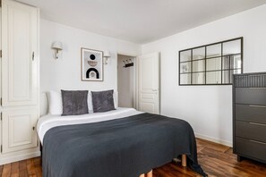 1 bedroom, iron/ironing board, WiFi, bed sheets - Blueground | Trocadéro, near Champs Elysées (Paris)