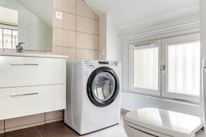 Interior - Blueground | Le Marais furnished, nr attractions (Paris)