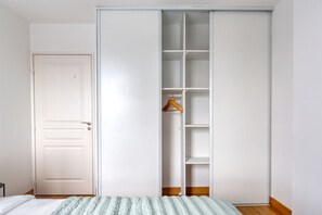 2 Schlafzimmer, Bügeleisen/Bügelbrett, WLAN, Bettwäsche