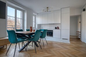 Dining - Blueground | Invalides, furnished, nr eiffel tower (Paris)