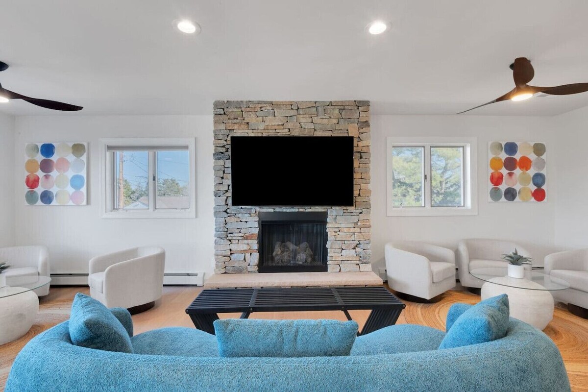 Beach Therapy - Sleeps 17