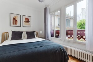 3 chambres, fer et planche à repasser, Wi-Fi, literie fournie
