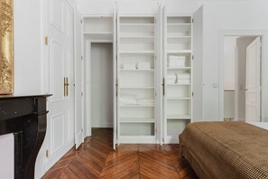 3 dormitorios, tabla de planchar con plancha, wifi y ropa de cama