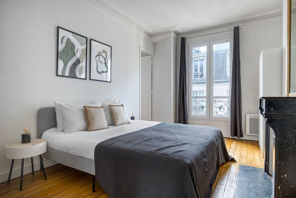 3 chambres, fer et planche à repasser, Wi-Fi, literie fournie