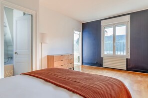 1 bedroom, iron/ironing board, WiFi, bed sheets - Blueground | Quartier Latin, near gardens (Paris)