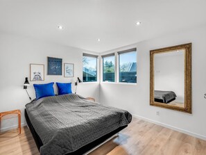 4 bedrooms, Internet