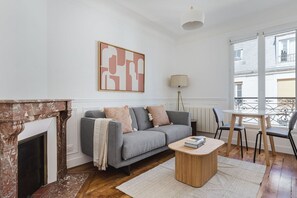 テレビ、ステレオ