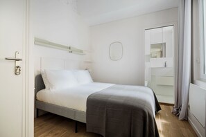 2 chambres, fer et planche à repasser, Wi-Fi, literie fournie