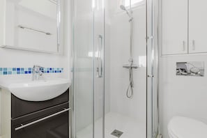 Hair dryer, towels