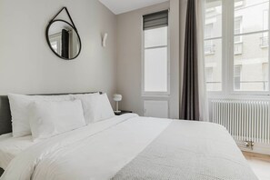 1 bedroom, iron/ironing board, WiFi, bed sheets - Blueground | Auteuil, nr river, offices & shops (Paris)