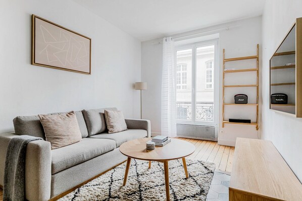 Téléviseur, chaîne audio