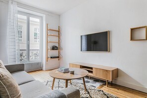 Téléviseur, chaîne audio