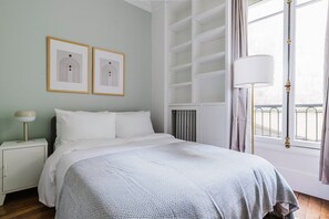 2 sovrum, strykjärn/strykbräda, wi-fi och sängkläder