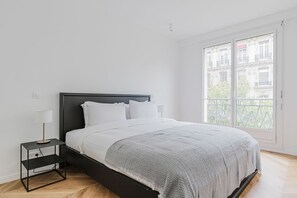 2 chambres, fer et planche à repasser, Wi-Fi, literie fournie