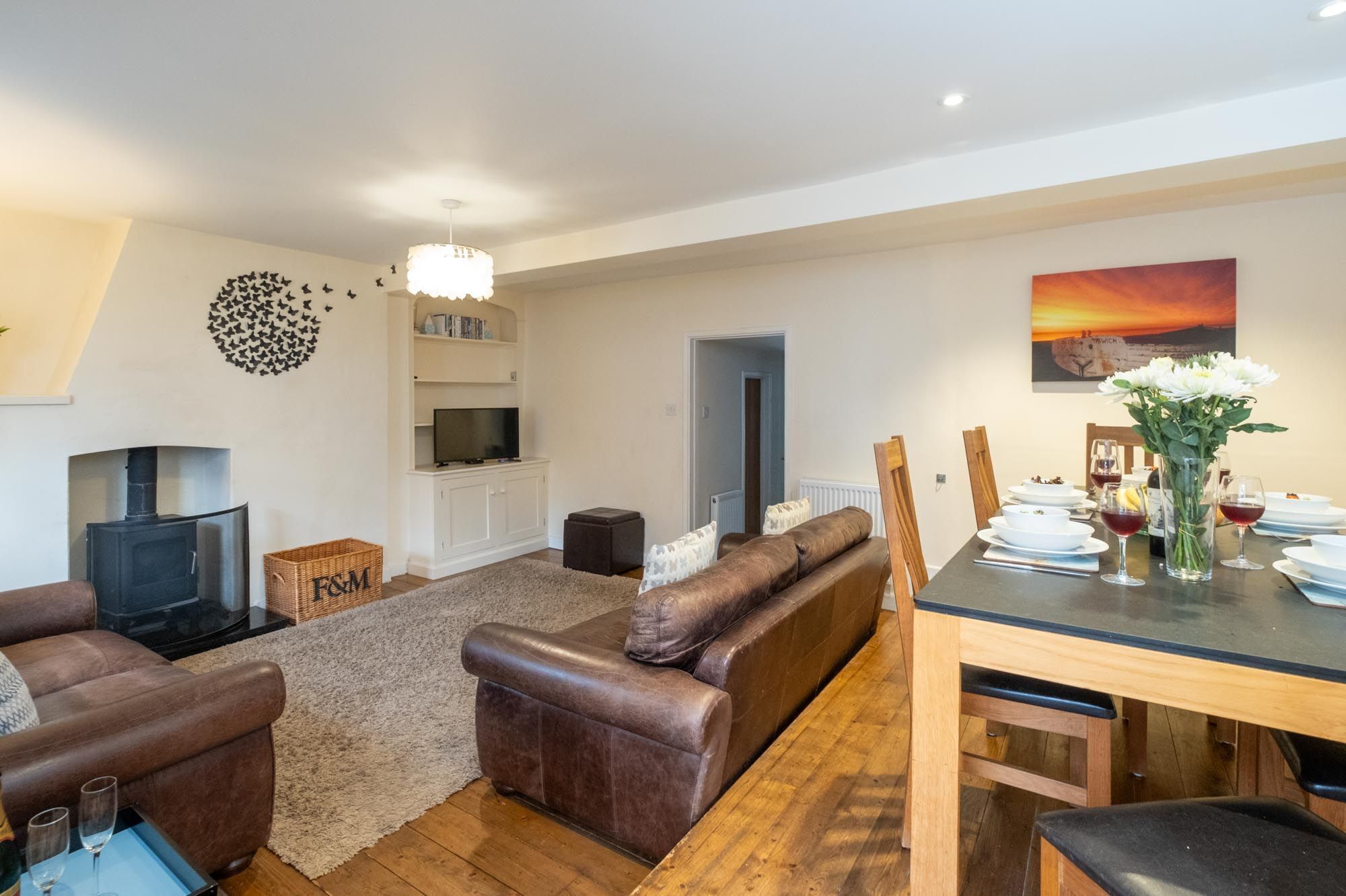Emeny Cottage - 96 High St - Sleeps 5 Guests  In 3 Bedrooms - Aldeburgh