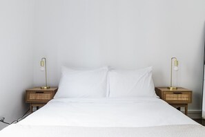 1 bedroom, iron/ironing board, WiFi, bed sheets - Blueground | Les Halles, close to Eiffel Tower (Paris)