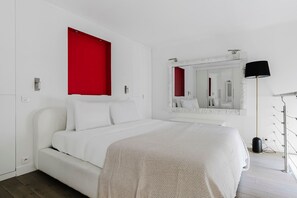 1 habitación, tabla de planchar con plancha, wifi y ropa de cama 