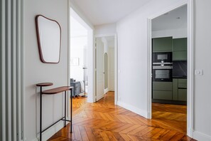 Interior - Blueground | Saint Germain, elevator, nr Panthéon (Paris)