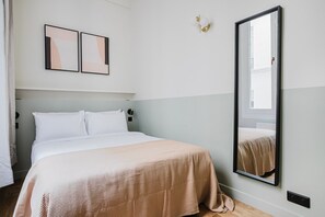 1 bedroom, iron/ironing board, WiFi, bed sheets - Blueground | Louvre, doorman & w/d, nr Orsay (Paris)