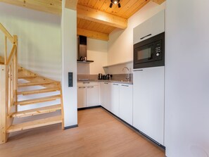 Fridge, oven, stovetop, dishwasher - Beautiful chalet near the Nassfeld ski area (Obermöschach)