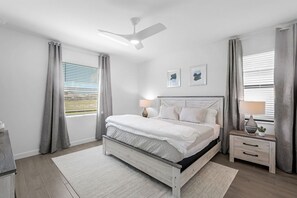 4 bedrooms, iron/ironing board, free WiFi, bed sheets - New Home in Paradise! (Fort Myers)