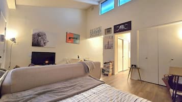 1 chambre, fer et planche Ă repasser, Wi-Fi, draps fournis