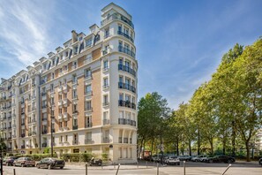 Exterior - Blueground | Porte de Champerret, concierge (Paris)