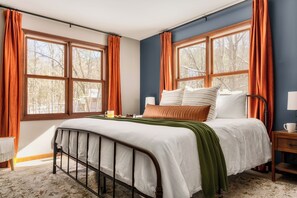 3 間臥室、筆電工作空間、遮光布/窗簾、熨斗/熨衣板