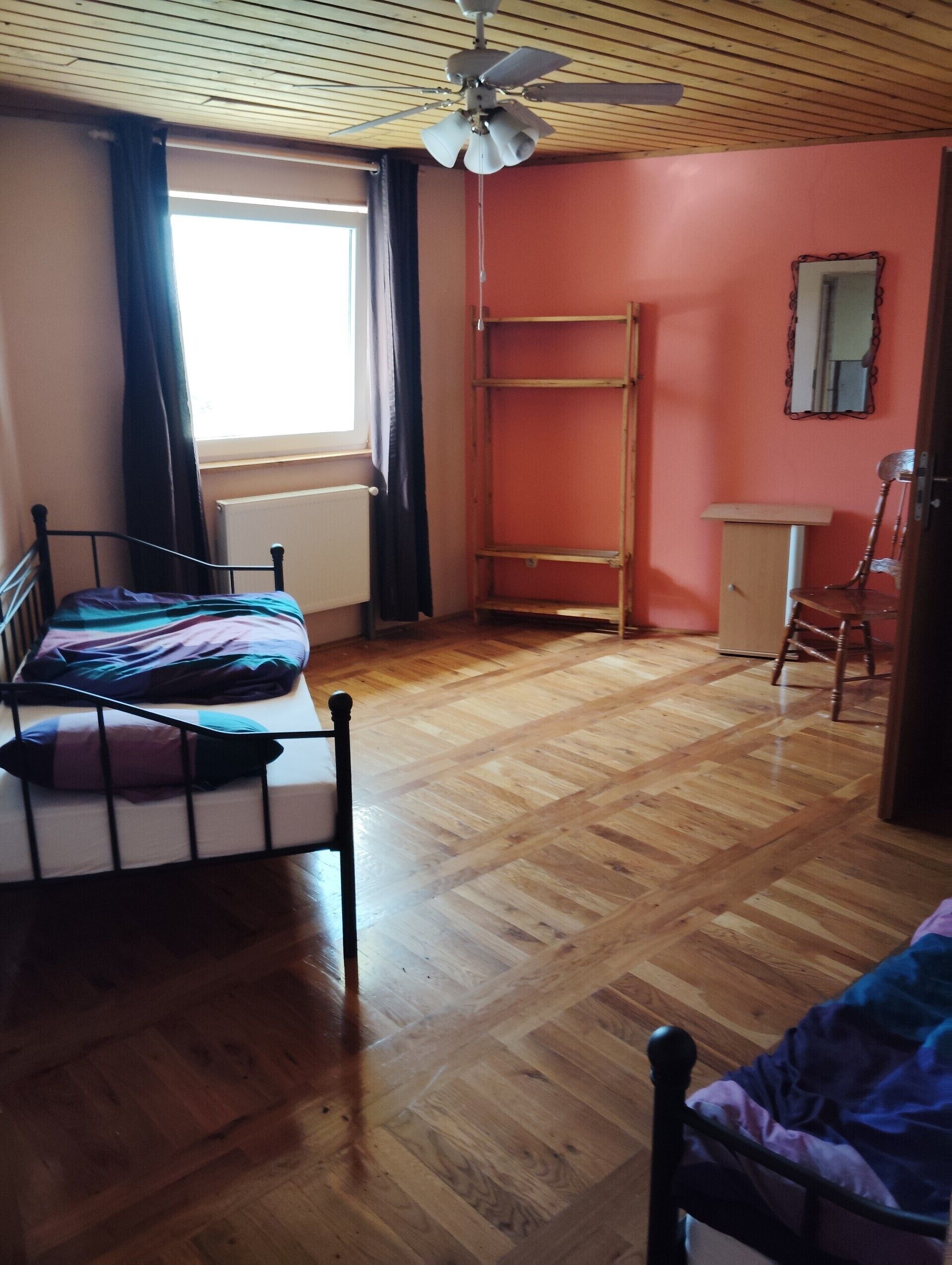 6 soverom, wi-fi og sengetøy