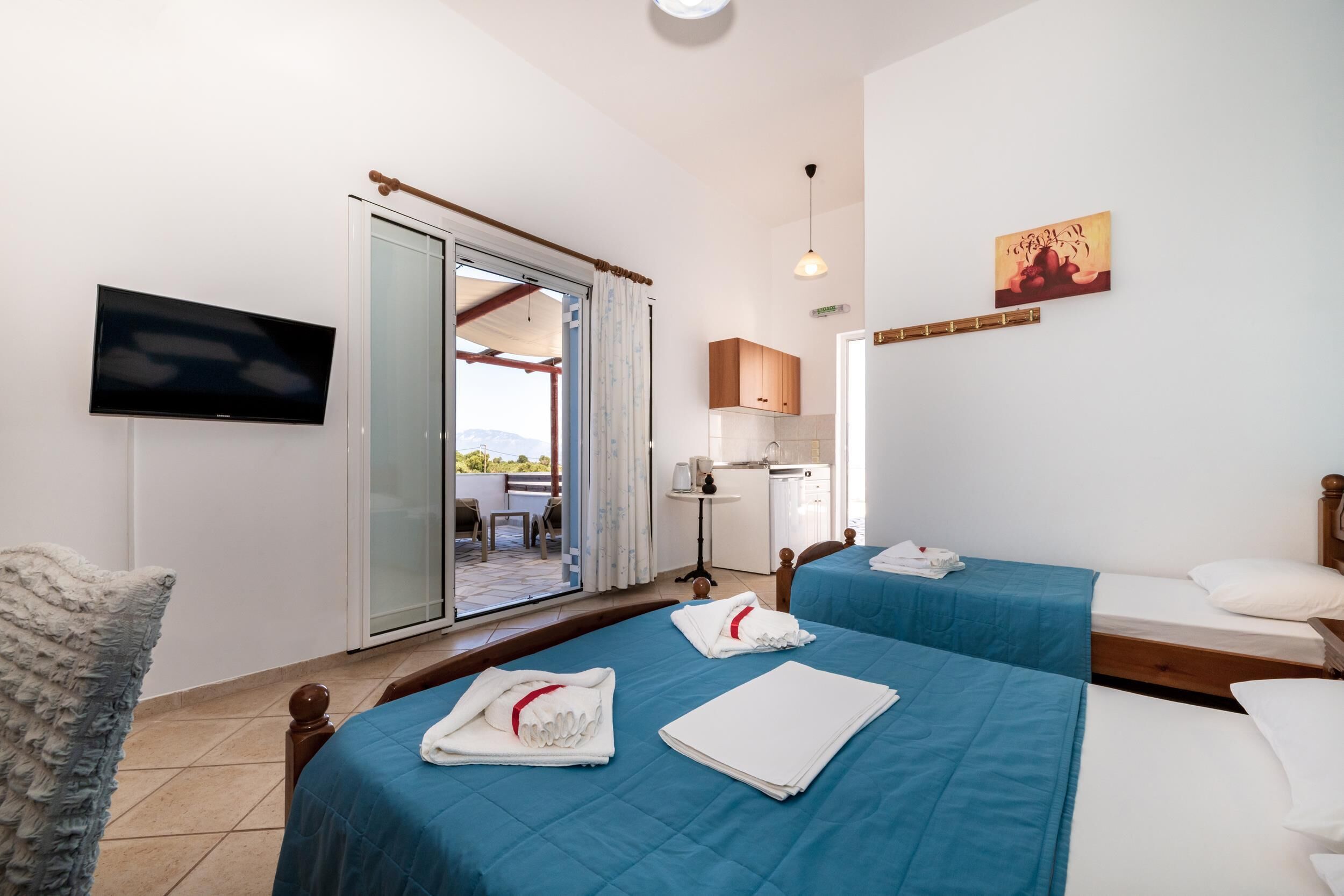 Triple Room