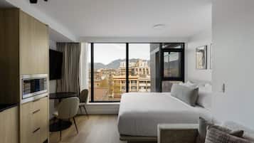 Studio | Pillow-top beds, free WiFi, bed sheets