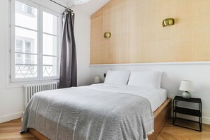 2 slaapkamers, een strijkplank/strijkijzer, wifi, beddengoed