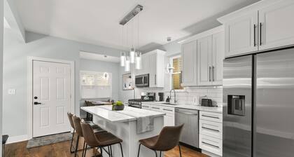 Luxury 5Bed 2Bath Apt w/Parking