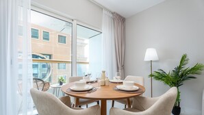 Unclassified image, 4 of 25, button - Peaceful 2BR at Dubai Marina (Dubai)
