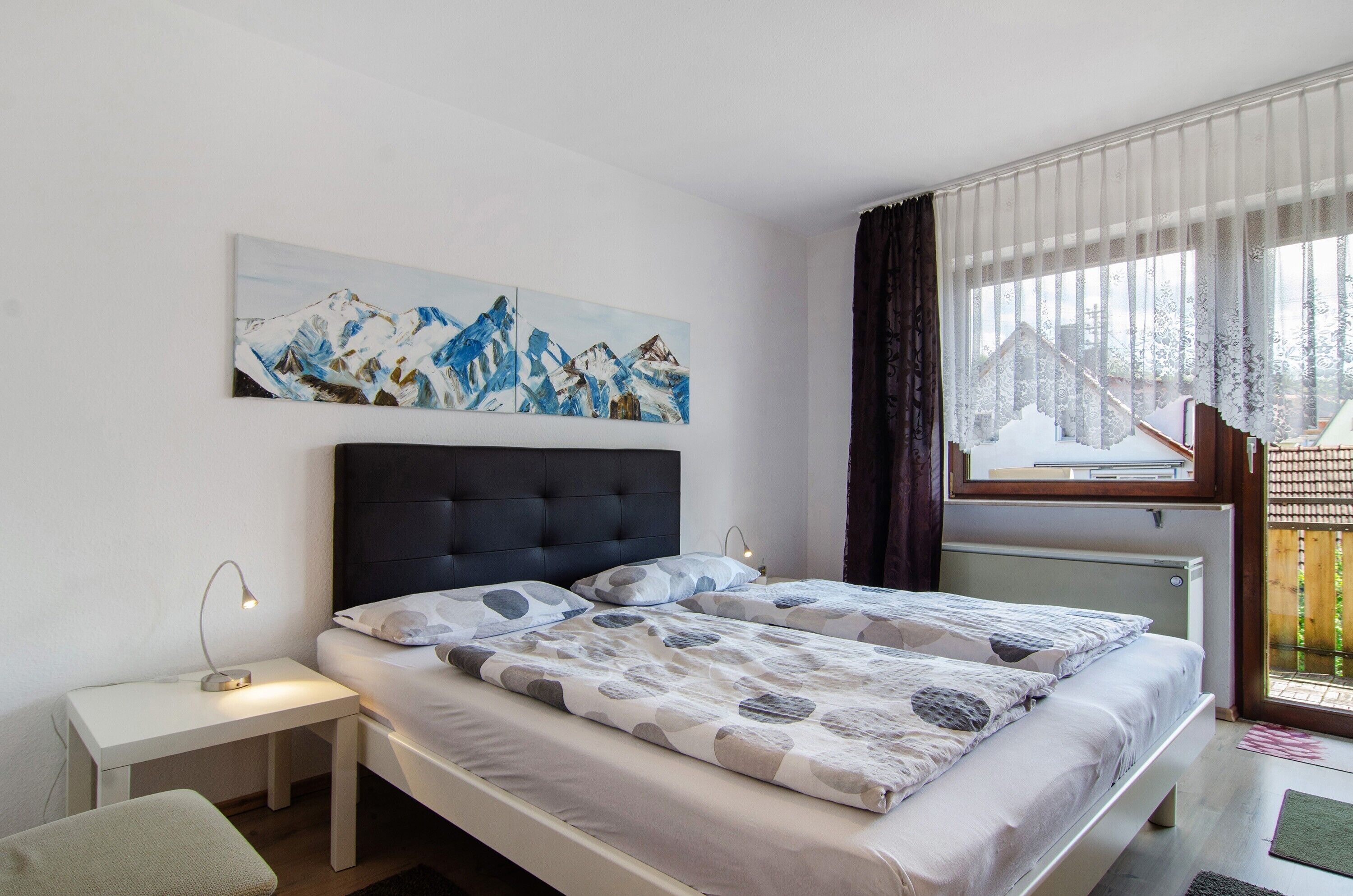 1 bedroom, free WiFi, bed sheets